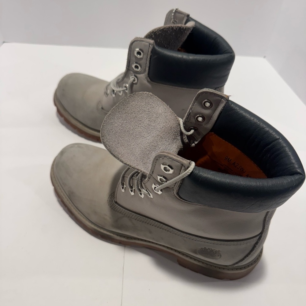 Timberland Waterproof Boots Mens 9 Gray Nubuck 6 Inch Premium Work Lace Up